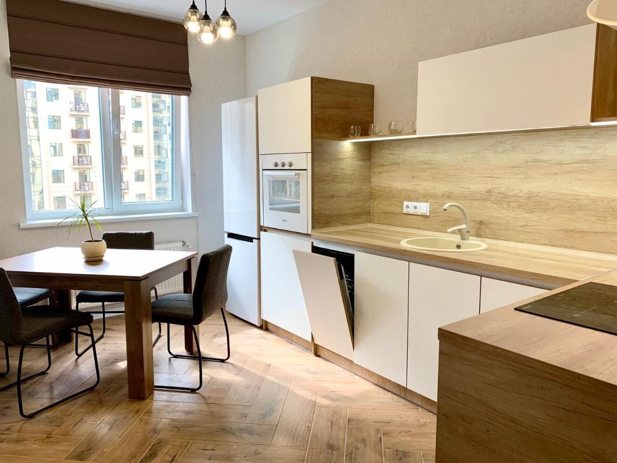 Luxury Pearl Odessa Apartamento Exterior foto
